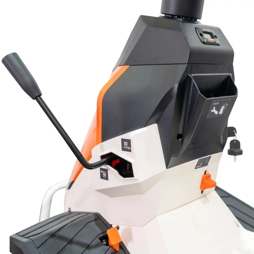 Fűnyíró traktor ruris rx pilot 001m